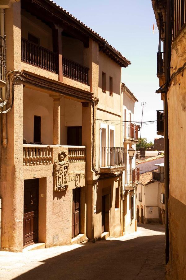 Raices Casa Rural Torre de Don Miguel المظهر الخارجي الصورة
